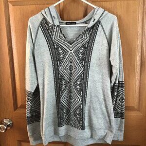 Social Lite hooded Sweatshirt